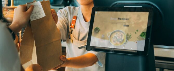 How Advanced Customer Service Enhances the Effectiveness of Security Services